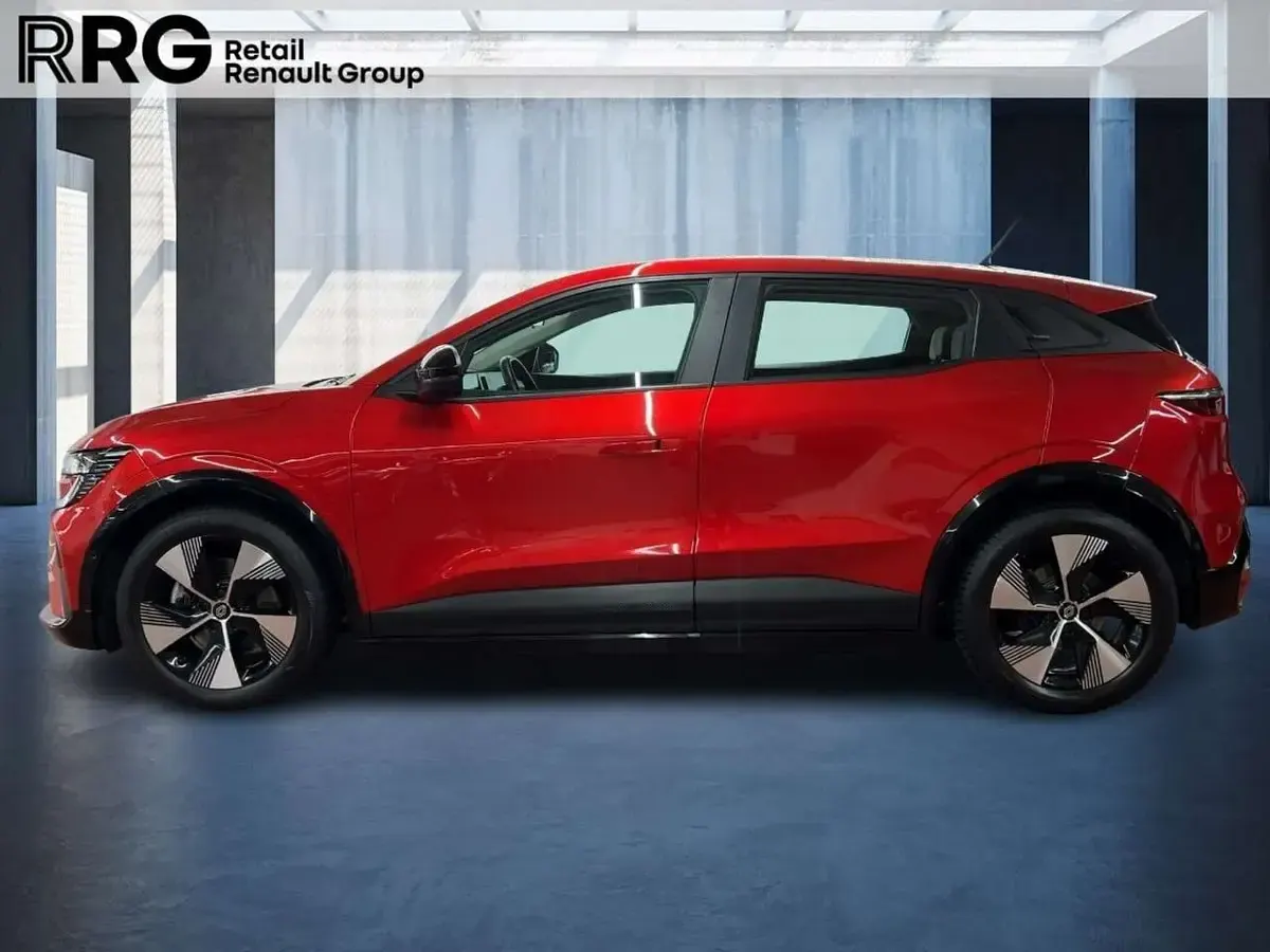 Gebraucht Renault Mégane Equilibre 160 kW (218 PS) 2023 Feuerrot Kleinwagen