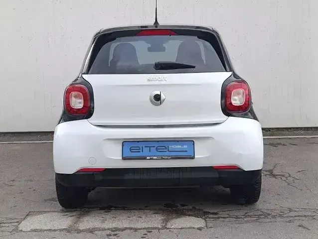 Occasion Smart ForFour Passion 90 ch (66 kW) 2019 Noir Citadine