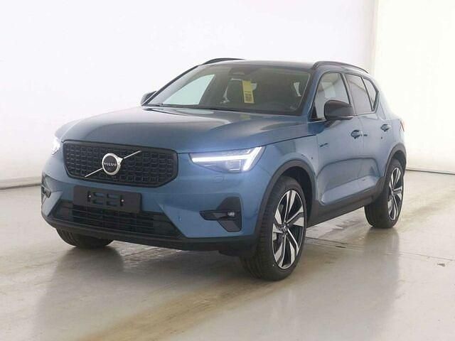 Blau (fjord blue / metallic) Gebraucht 2024 Volvo XC40 Ultra SUV | 41.859 € (Teuer) - Bild 1/2