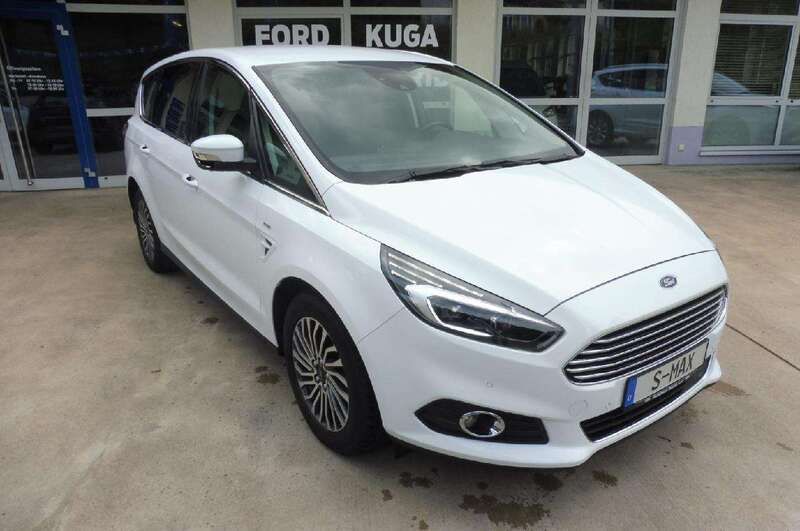 Weiß Gebraucht 2018 Ford S-MAX Titanium Van / Kleinbus | 18.950 € (Guter Preis) - Bild 1/4