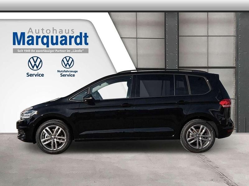 Neu VW Touran 150 PS (110 kW) 2026 Grenadillschwarz Van / Kleinbus