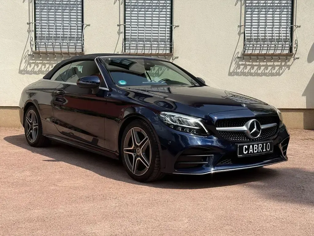 Gebraucht Mercedes C200 AMG line 184 PS (135 kW) 2019 Blau Cabrio