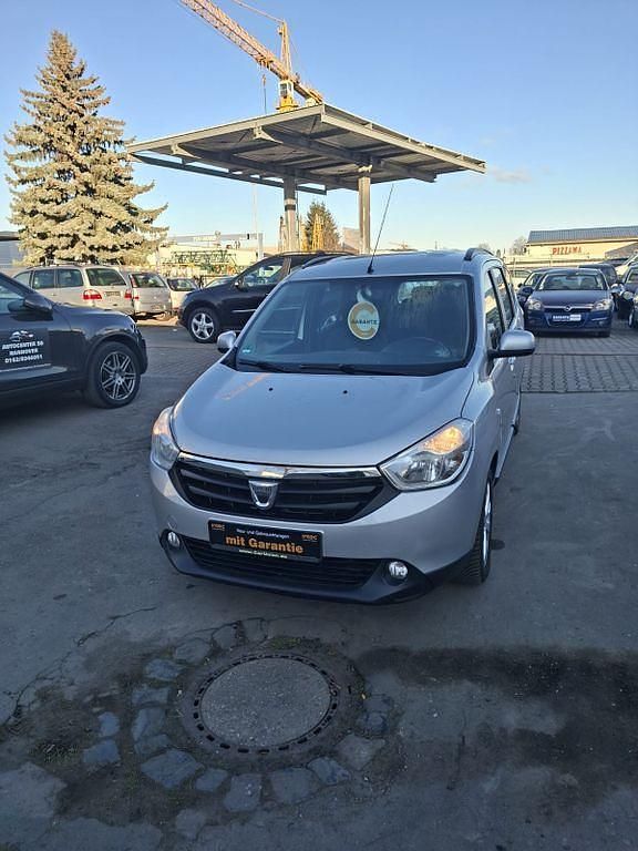 Gebraucht Dacia Lodgy Prestige 107 PS (78 kW) 2012 Grau Van / Kleinbus