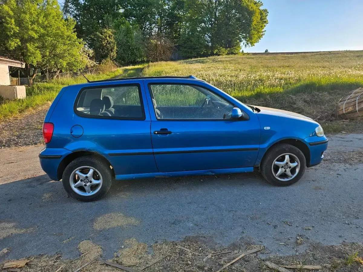 Gebraucht VW Polo 50 PS (36 kW) 2000 Blau Kleinwagen
