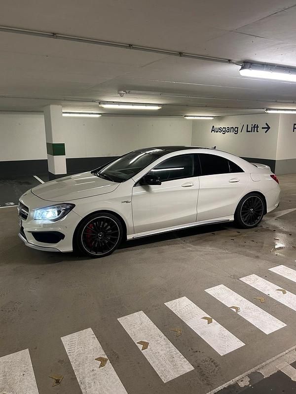 Gebraucht Mercedes CLA45 AMG AMG 361 PS (265 kW) 2015 Weiß Coupé