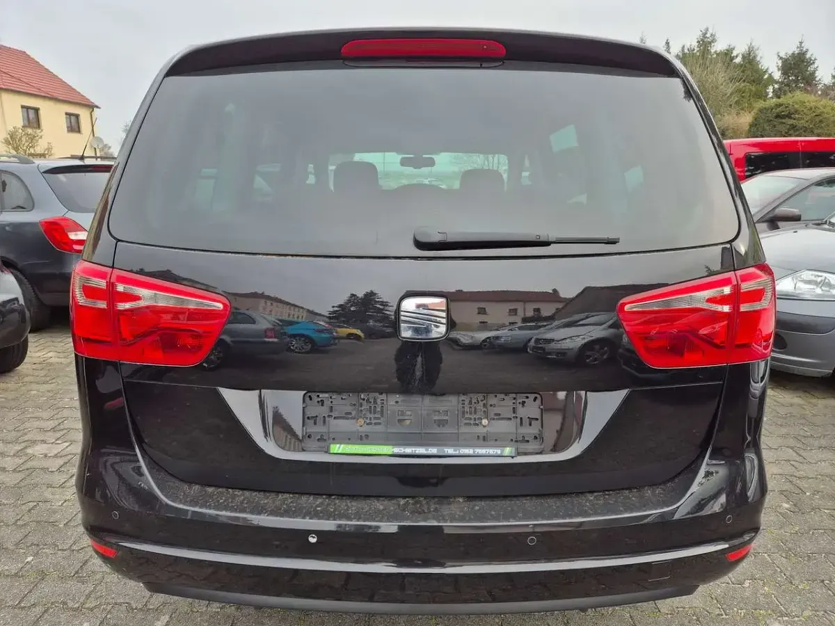 Używany Seat Alhambra Style 170 KM (125 kW) 2013 Czarny Minivan