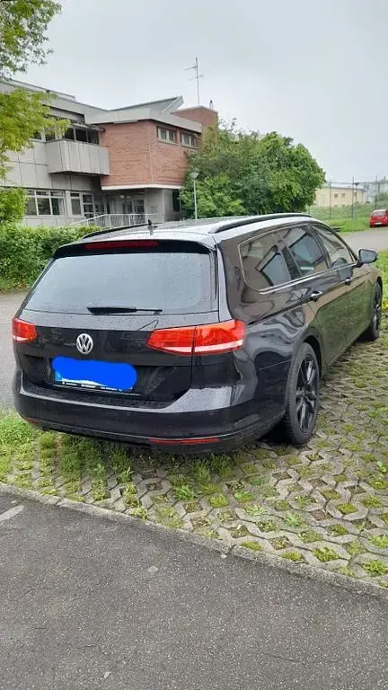 Gebraucht VW Passat Comfortline 150 PS (110 kW) 2018 Schwarz Kombi