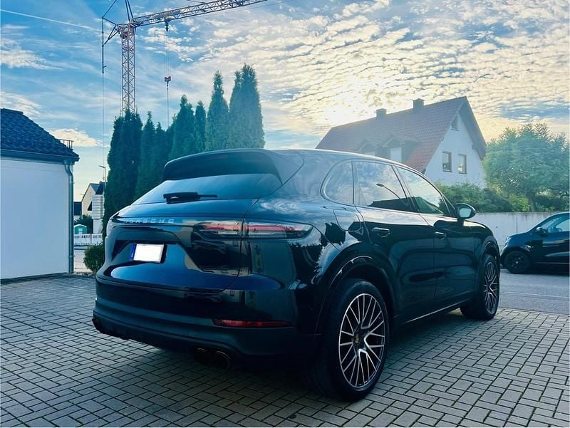 Gebraucht Porsche Cayenne Chrono 340 PS (250 kW) 2018 Schwarz SUV