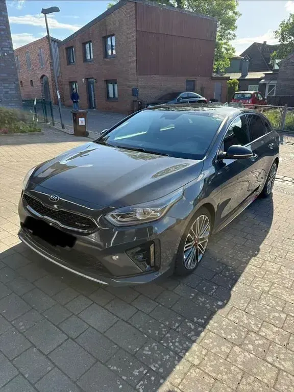 Gebraucht Kia ProCeed GT 204 PS (150 kW) 2019 Grau Kombi