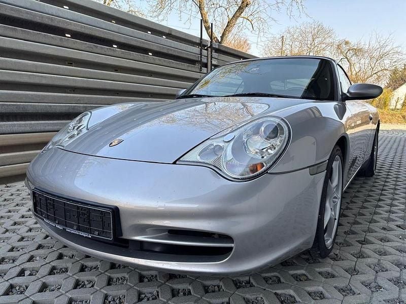 Gebraucht Porsche 911 Carrera 4 Cabriolet 320 PS (235 kW) 2002 Silber Cabrio