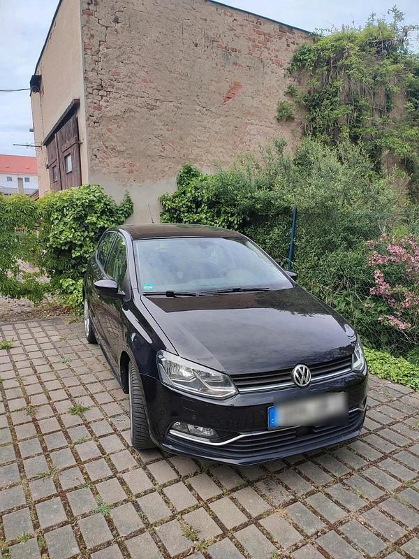 Schwarz Gebraucht 2014 VW Polo Highline Kleinwagen | 7.499 € (Fairer Preis) - Bild 1/4