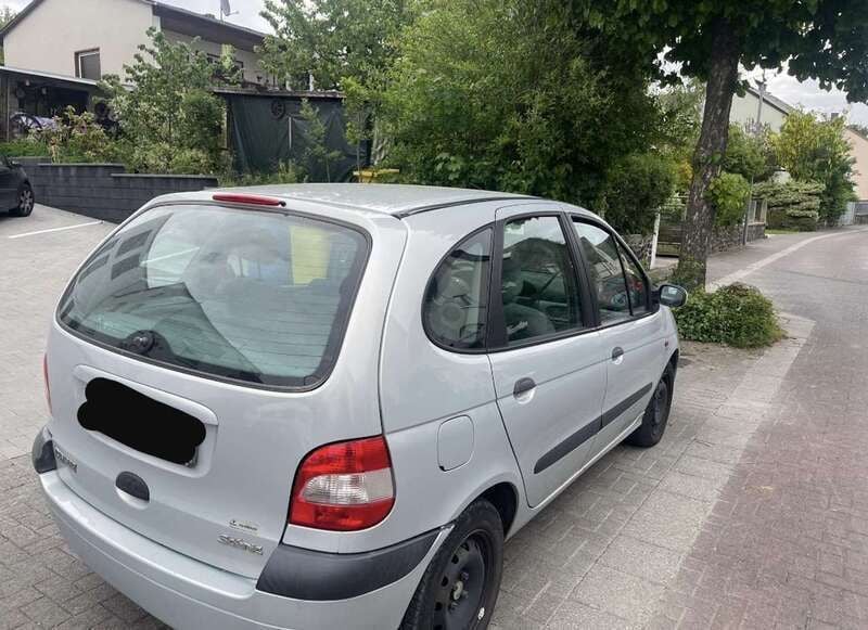 Gebraucht 2003 Renault Scénic Authentique Van / Kleinbus | 1.200 € (Fairer Preis) - Bild 1/4