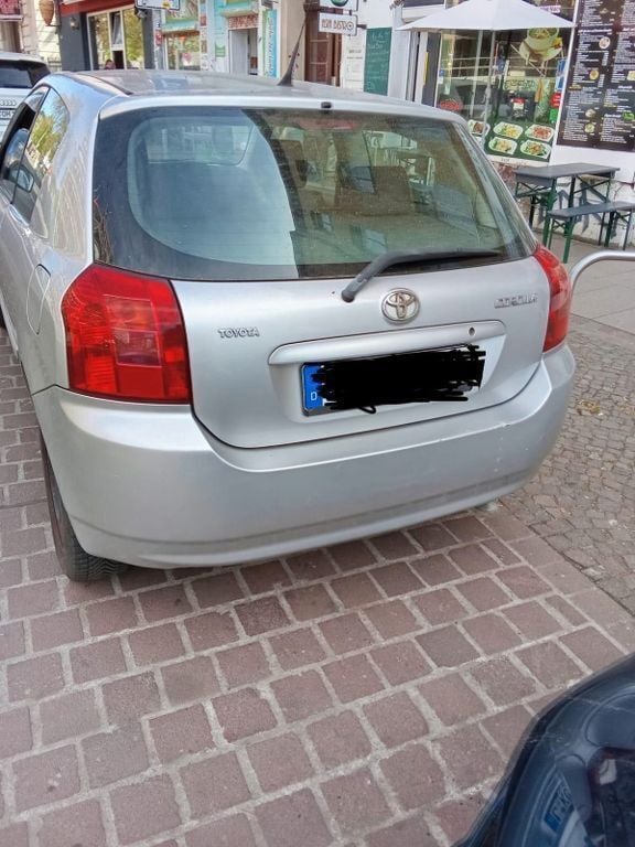 Silber Gebraucht 2002 Toyota Corolla Limousine | 1.700 € (Superpreis) - Bild 1/4