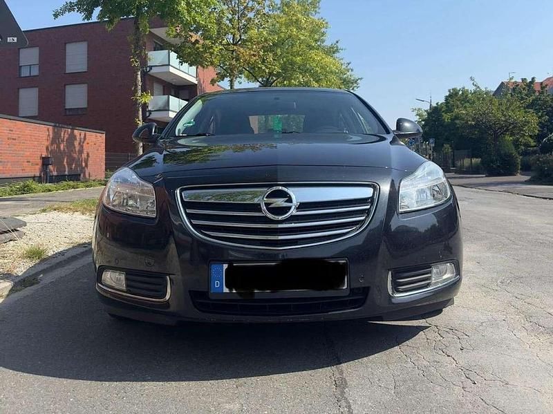 Schwarz Gebraucht 2009 Opel Insignia Edition Limousine | 4.500 € (Etwas zu teuer) - Bild 1/4