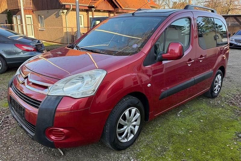 Gebraucht Citroën Berlingo 120 PS (88 kW) 2011 Rot Van / Kleinbus