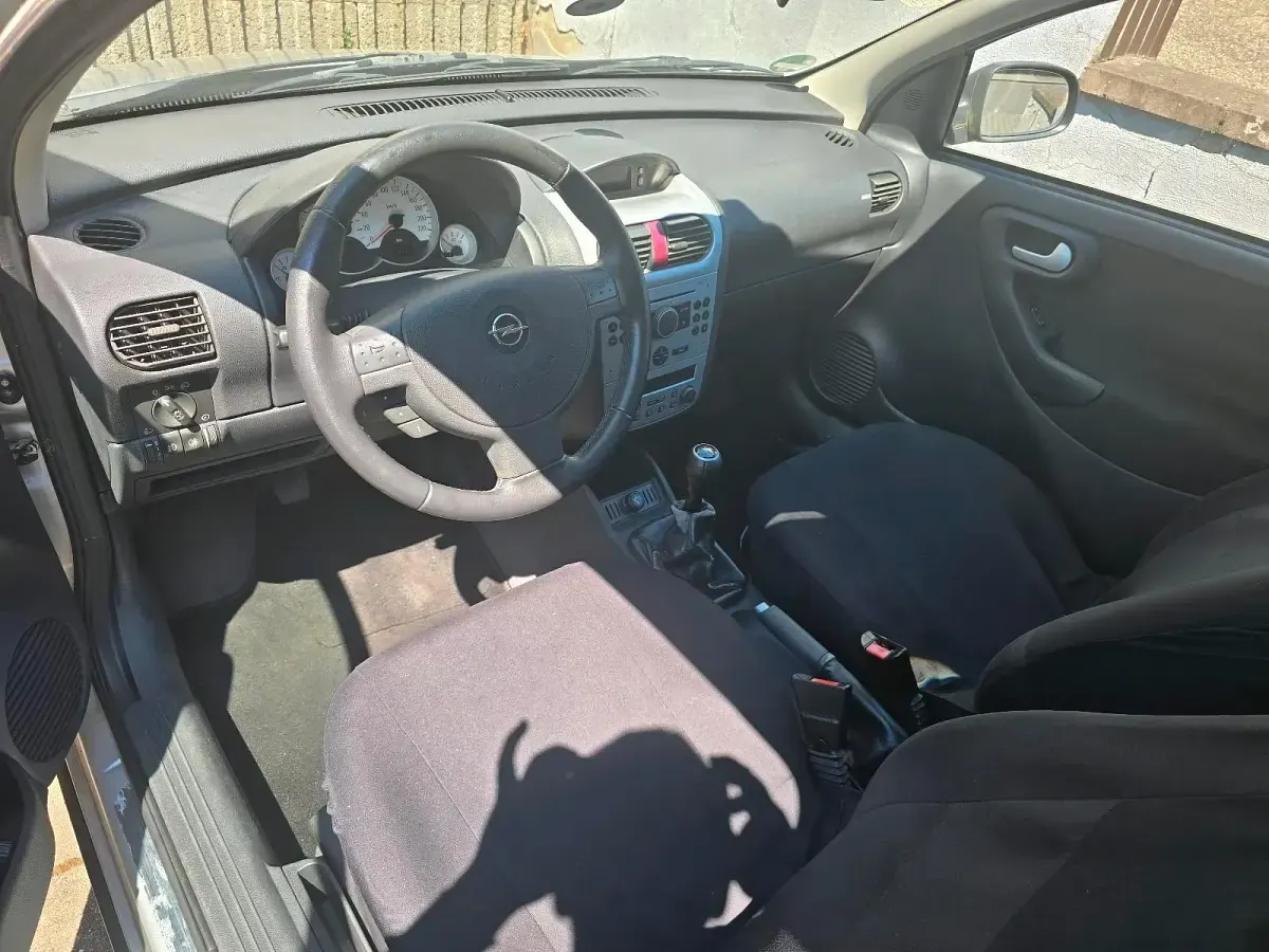 Gebraucht Opel Corsa 65 PS (47 kW) 2005 Kleinwagen