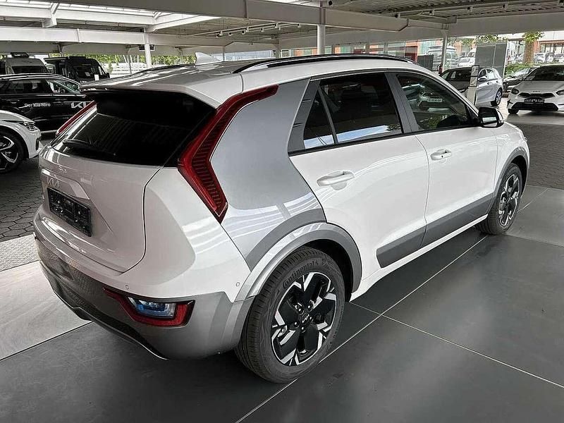 Gebraucht Kia e-Niro Inspiration 150 kW (204 PS) 2023 Weiss SUV