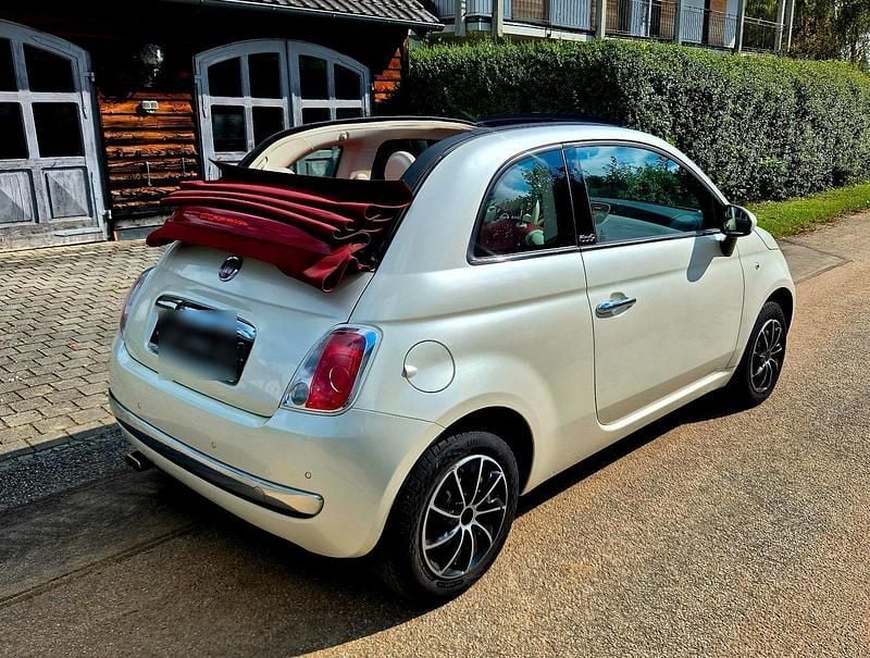 Weiß Gebraucht 2010 Fiat 500C Lounge Cabrio | 4.900 € (Fairer Preis) - Bild 1/4