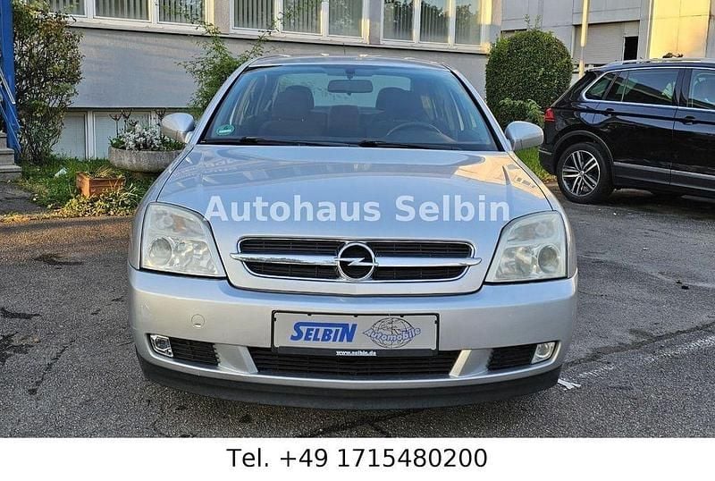 Gebraucht Opel Vectra Edition 147 PS (108 kW) 2005 Silber Limousine