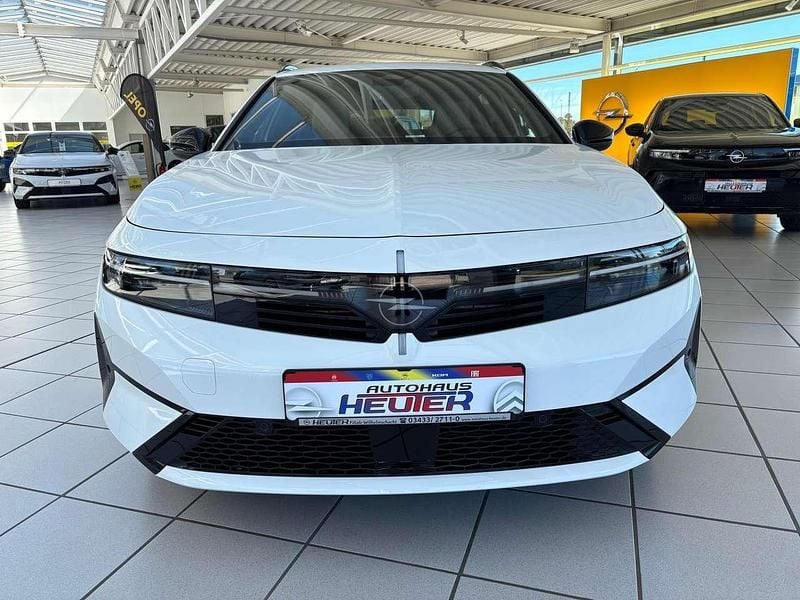 Nowe Opel Astra Edition 131 KM (96 kW) 2026 Biały Kombi
