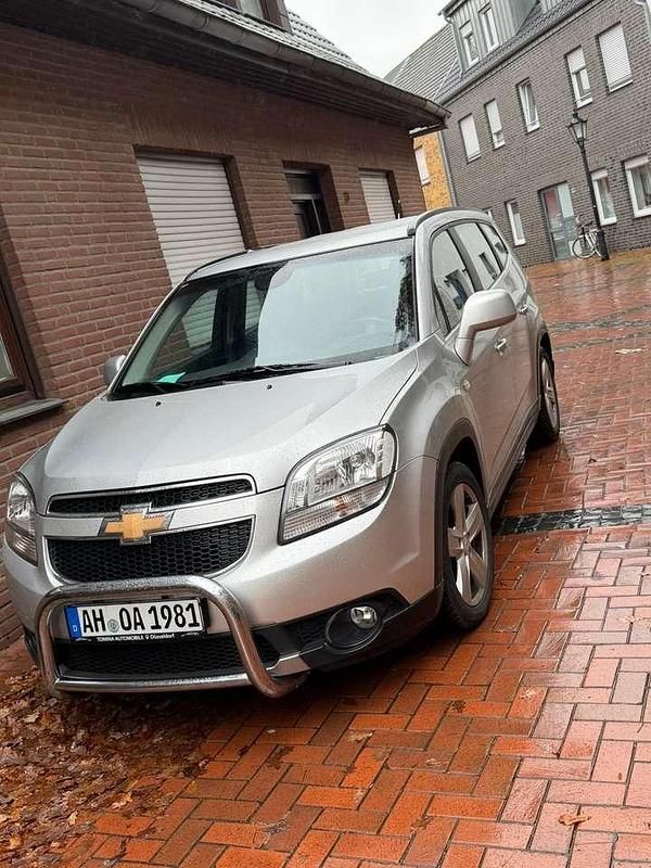 Gebraucht 2012 Chevrolet Orlando LT Van / Kleinbus | 10.200 € (Teuer) - Bild 1/4