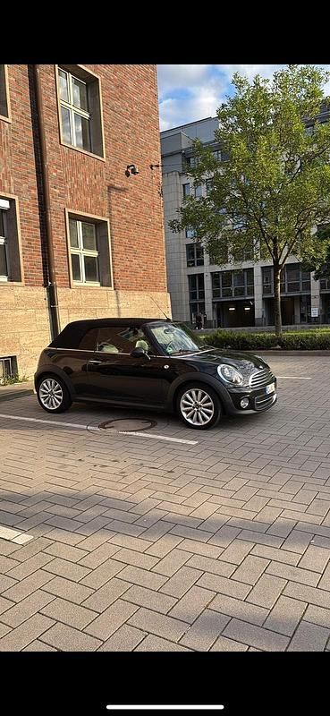 Schwarz Gebraucht 2012 Mini Cooper Cabriolet Cabrio | 8.250 € (Etwas zu teuer) - Bild 1/4