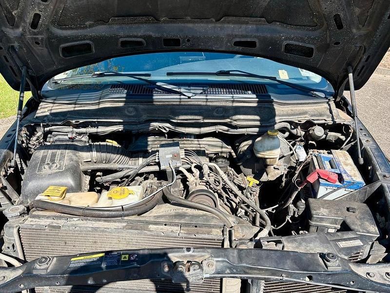 Second-hand Dodge Ram 348 CP (255 kW) 2005 Negru Pickup