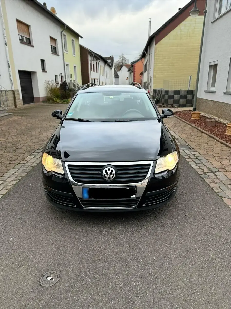 Gebraucht VW Passat 105 PS (77 kW) 2006 Schwarz Kombi
