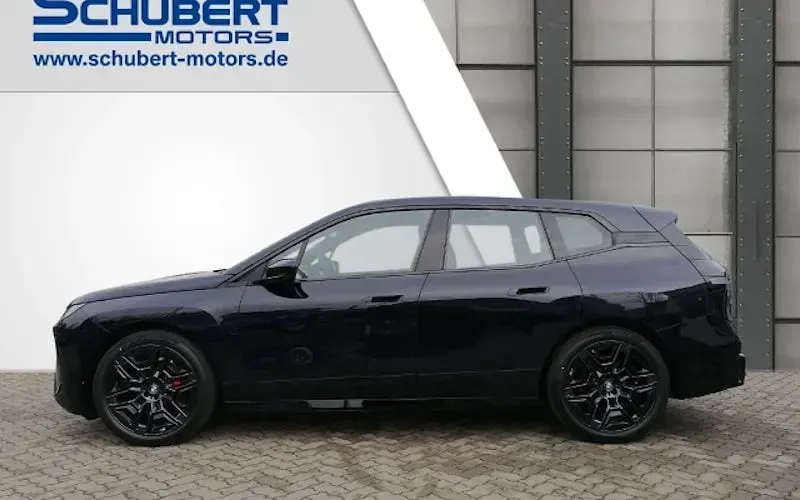 Gebraucht BMW iX 300 kW (408 PS) 2025 Schwarz SUV