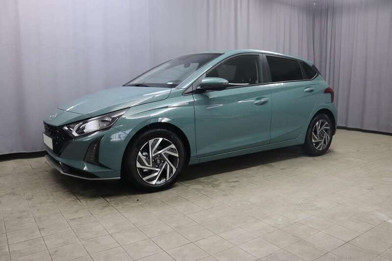 Mangrove green Neu 2024 Hyundai i20 Kleinwagen | 19.990 € (Guter Preis) - Bild 1/4