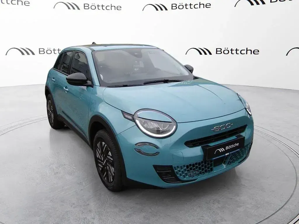 Gebraucht Fiat 600 110 PS (80 kW) 2024 Blau SUV