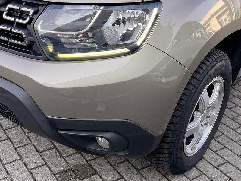 Gebraucht Dacia Duster Comfort 125 PS (91 kW) 2018 Beige SUV