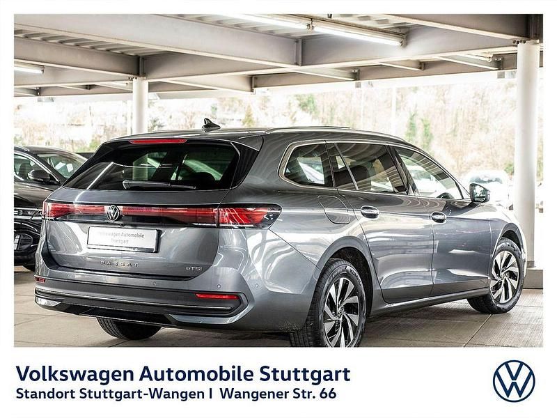 Gebraucht VW Passat Business 150 PS (110 kW) 2024 Diabasgrau metallic Kombi