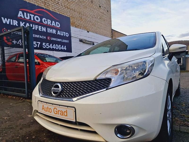 Gebraucht Nissan Note Acenta 90 PS (66 kW) 2015 White (s) Van / Kleinbus