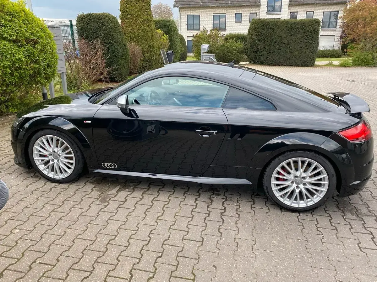 Second-hand Audi TT S-Line 230 CP (169 kW) 2014 Negru Coupe