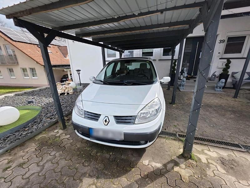 Gebraucht Renault Scénic II 113 PS (83 kW) 2006 Weiß Van / Kleinbus