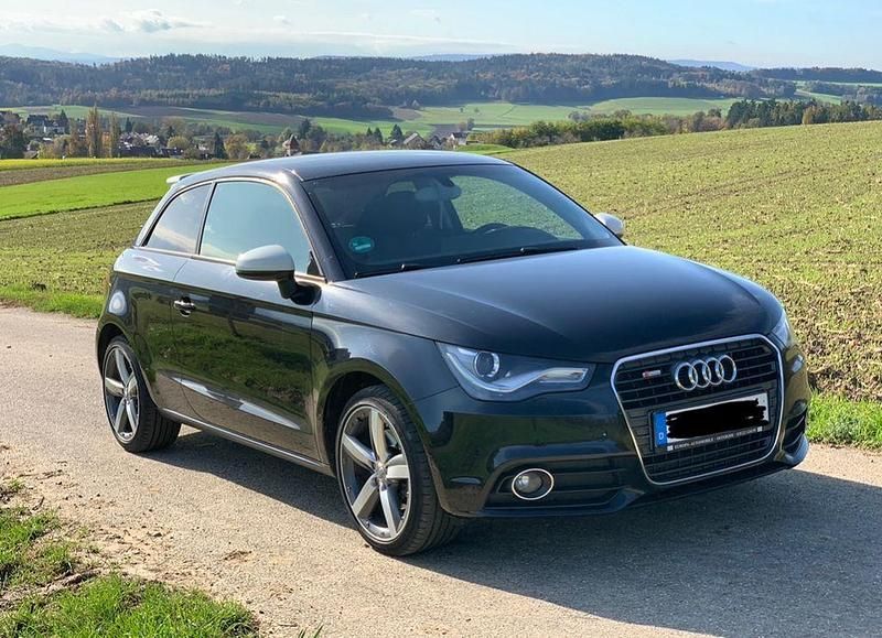 Schwarz Gebraucht 2012 Audi A1 Ambition Kleinwagen | 6.500 € (Guter Preis) - Bild 1/4