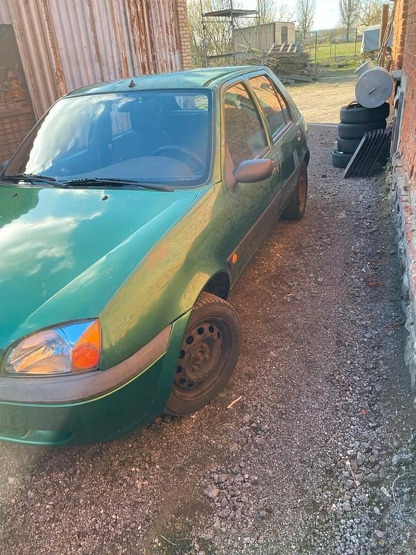 Gebraucht Ford Fiesta 60 PS (44 kW) 2003 Kleinwagen