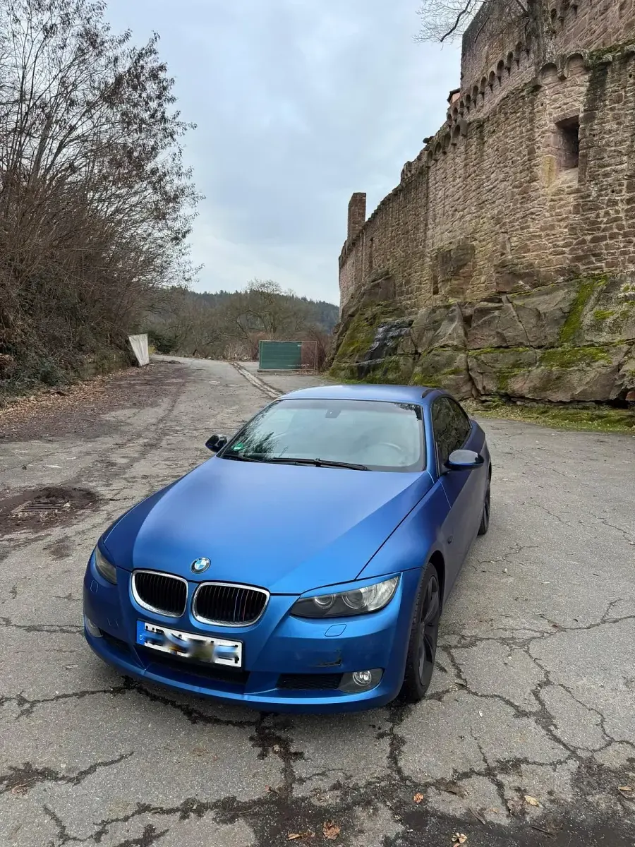 Gebraucht BMW 320 Cabriolet 170 PS (125 kW) 2009 Blau Cabrio