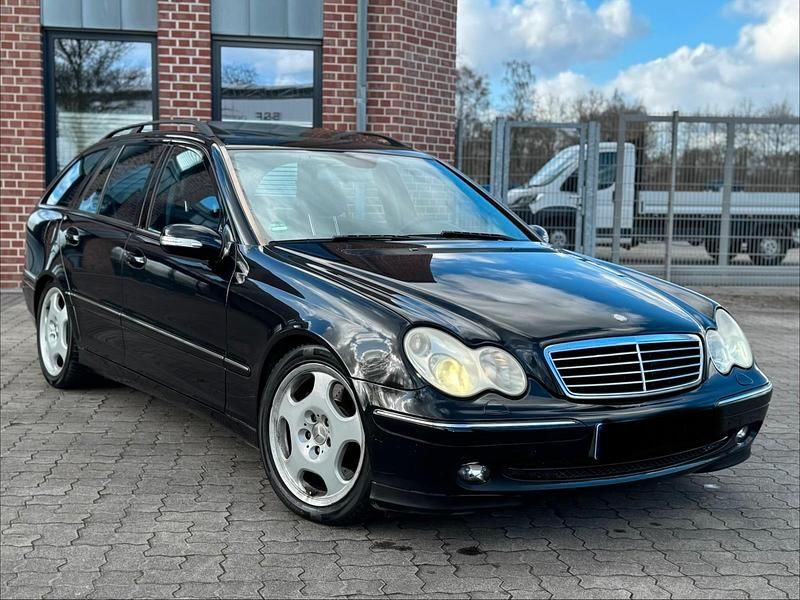 Gebraucht Mercedes C320 218 PS (160 kW) 2003 Schwarz Kombi