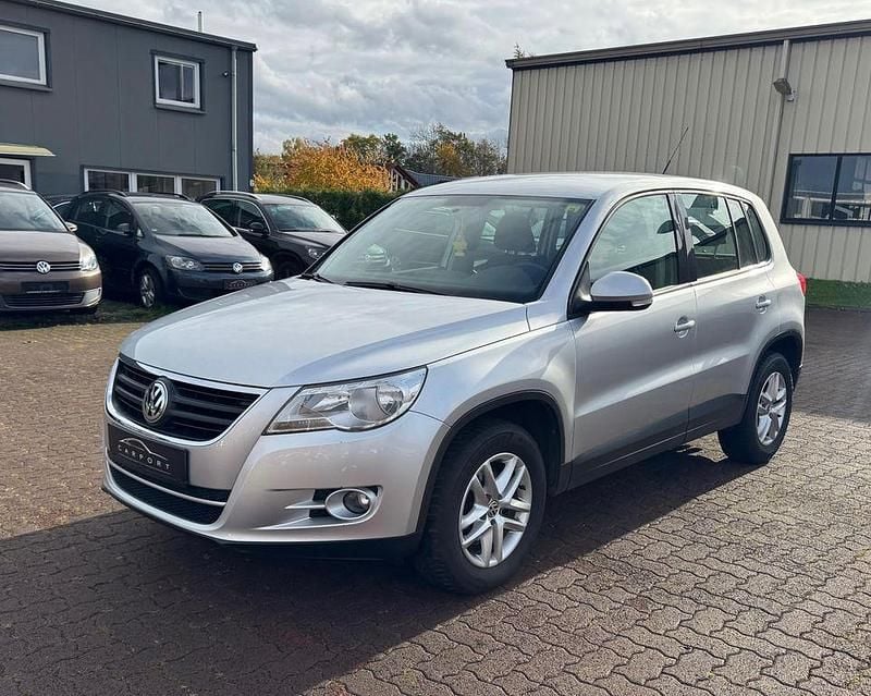 Silber Gebraucht 2007 VW Tiguan Trendline SUV | 4.600 € (Superpreis) - Bild 1/4