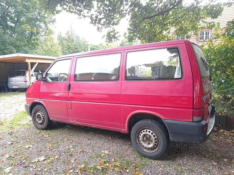 Gebraucht VW T4 102 PS (75 kW) 1998 Rot Van
