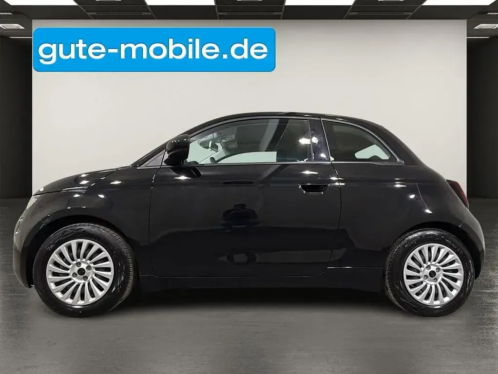 Gebraucht Fiat 500e 86 kW (118 PS) 2023 Schwarz Cabrio