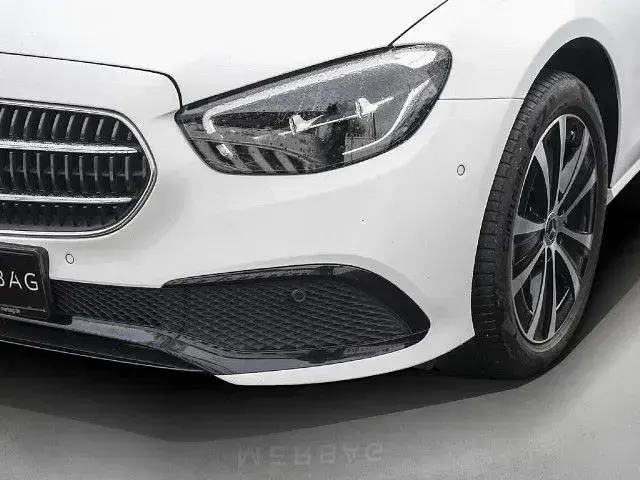 Gebraucht Mercedes E300 306 PS (225 kW) 2022