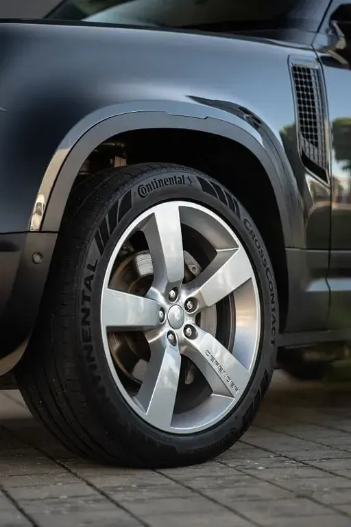 Gebraucht Land Rover Defender 300 PS (220 kW) 2023 Grau SUV