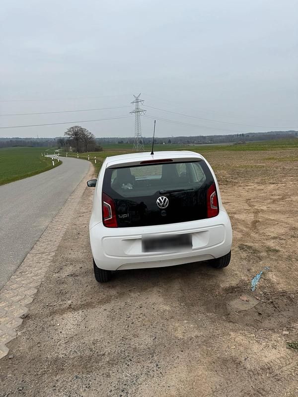 Second-hand VW up! 2013 Alb Hatchback