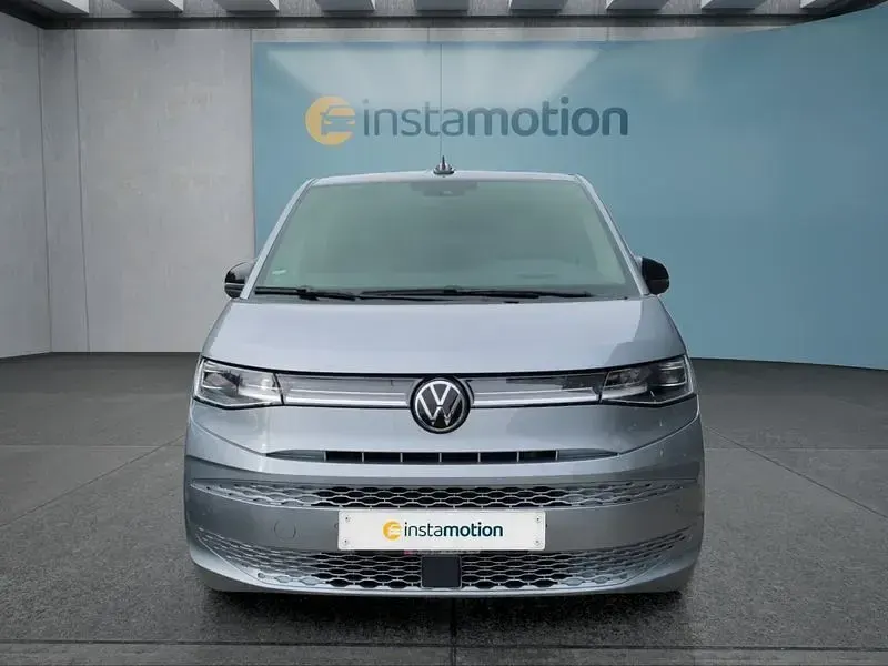 Usata VW Multivan 150 CV (110 kW) 2025 Argento Monovolume