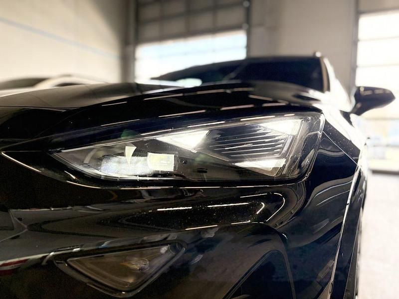 Second-hand Cupra Formentor 204 CP (150 kW) 2025 Negru SUV