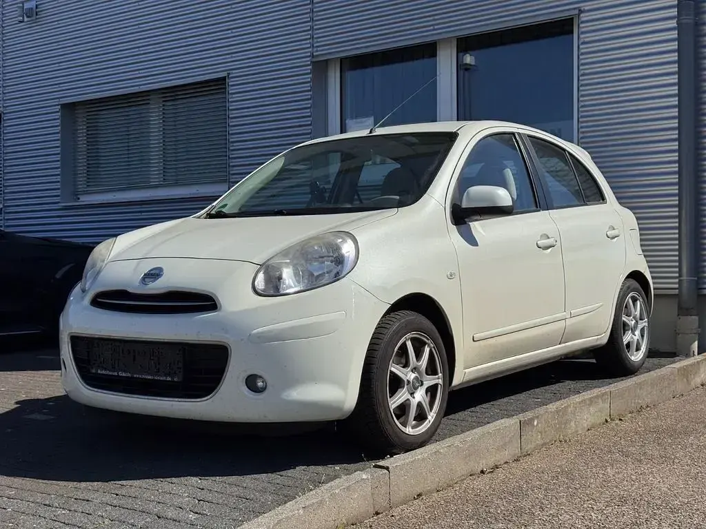 Gebraucht Nissan Micra 98 PS (72 kW) 2012 Weiß Kleinwagen