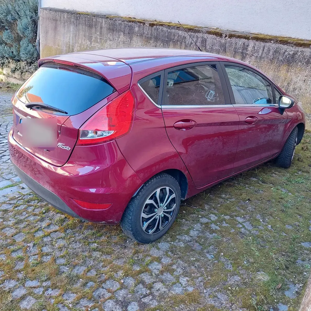 Gebraucht Ford Fiesta Titanium 97 PS (71 kW) 2009 Rot Limousine